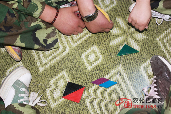 七巧板-考驗(yàn)領(lǐng)導(dǎo)力