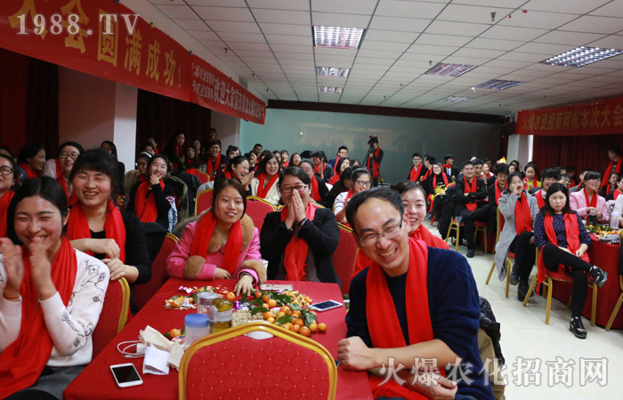 在這里,讓青春與夢想一起飛揚(yáng)!