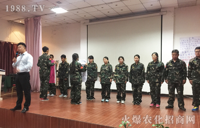 尋找無名靈魂!踩碎死覺基石!