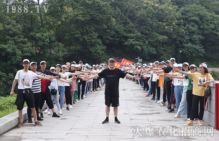 來一場紅色之旅,重溫激情燃燒的歲月
