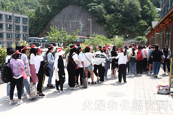 感恩 努力 學(xué)習(xí) 奮斗